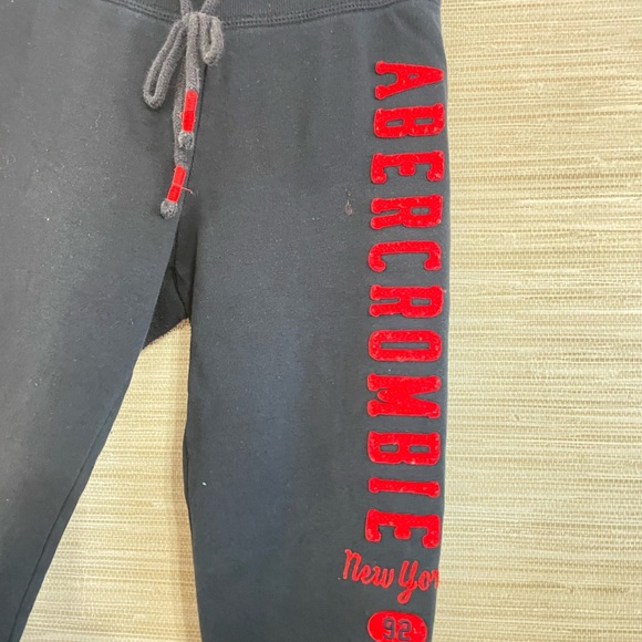 Abercrombie & Fitch Dark Blue Joggers with Red Logo - Picture 5 of 6